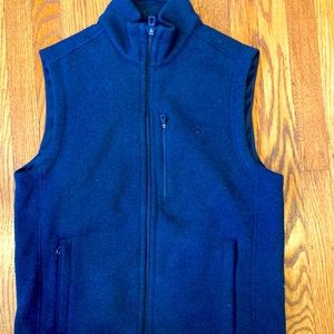 Ralph Lauren blue zip up sweater vest. Small and in good condition.